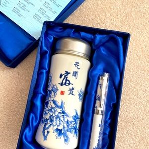 Asian themed magnetized ceramic gift set